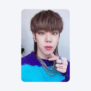 ACE (에이스) - [OFFICIAL LIGHT STICK] : OFFICIAL PHOTOCARD - EVE PINK K-POP