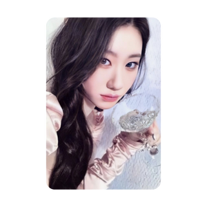 ITZY (있지) ALBUM - [CHECKMATE] (STANDARD EDITION : OPENED ALBUM) (E PHOTOCARD VER)