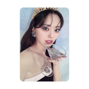 ITZY (있지) ALBUM - [CHECKMATE] (STANDARD EDITION : OPENED ALBUM) (E PHOTOCARD VER)
