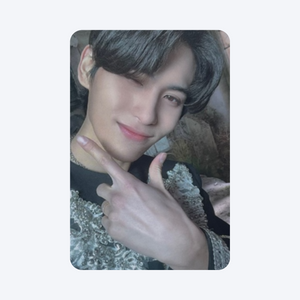 SF9 (에스에프나인) - [TURN OVER] : OFFICIAL PHOTOCARD (VER. 2)