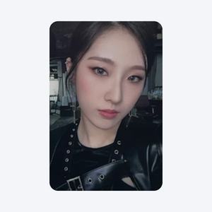 LOONA (이달의 소녀) - [&] OFFICIAL PHOTOCARD - EVE PINK K-POP