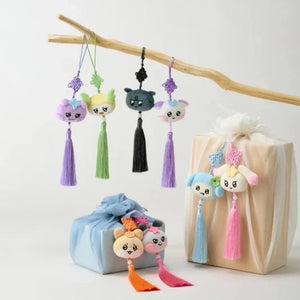 [PRE-ORDER] ATEEZ (에이티즈) MIGHTEEZ BOK-TEEZ : HERE COMES GOOD LUCK! MD - [TASSEL KEYRING + MATCHING PHOTOCARD]