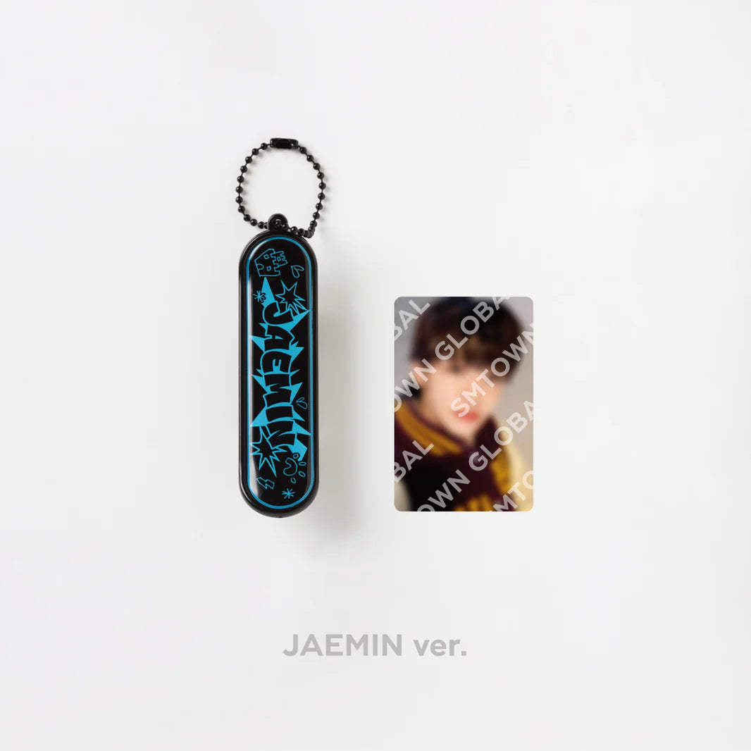 SKATEBOARD-KEYCHAIN-JAEMIN. SKATEBOARD-KEYCHAIN-JAEMIN.