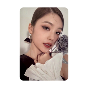 ITZY (있지) ALBUM - [CHECKMATE] (STANDARD EDITION : OPENED ALBUM) (C PHOTOCARD VER)