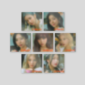 PURPLE KISS (퍼플키스) 4TH MINI ALBUM - [Geekyland] (Digipack Ver. + EXCLUSIVE PHOTOCARD)