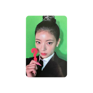 ITZY (있지) - [CHESHIRE] : (OFFICIAL PHOTOCARD)