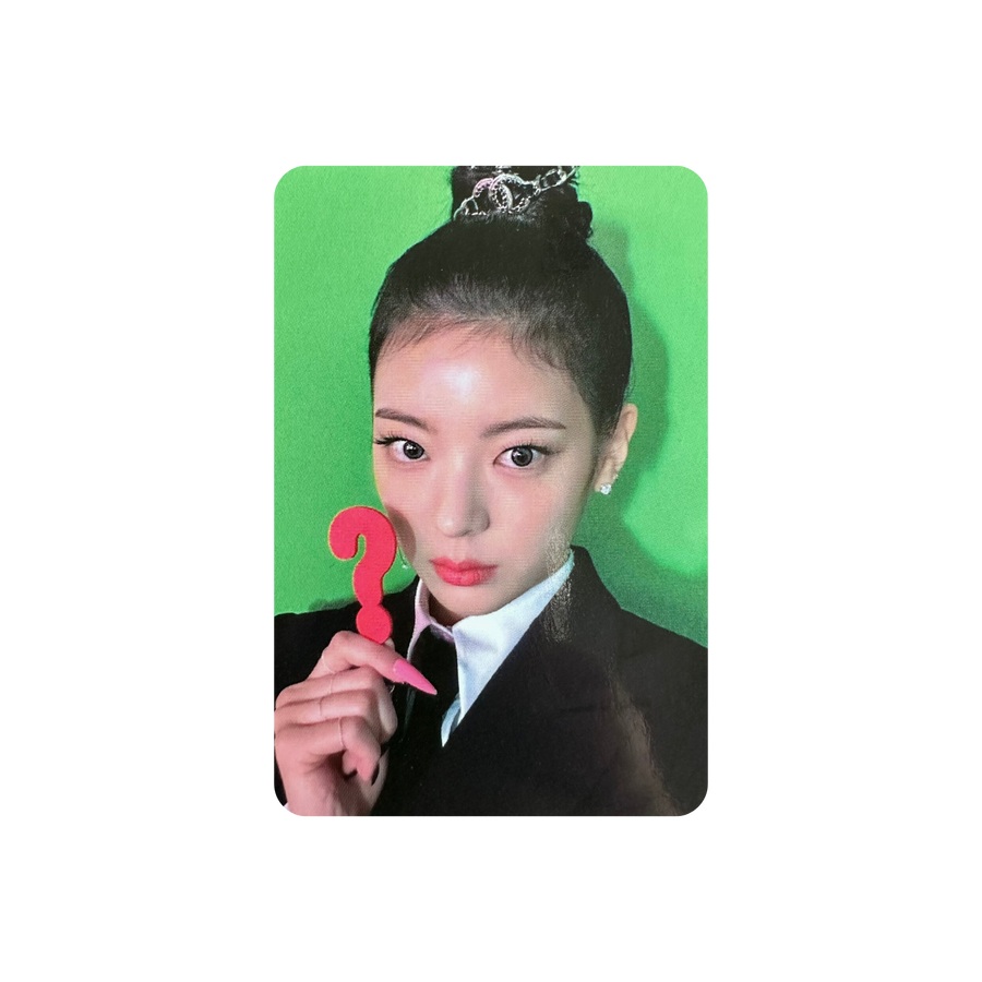 ITZY (있지) - [CHESHIRE] : (OFFICIAL PHOTOCARD)