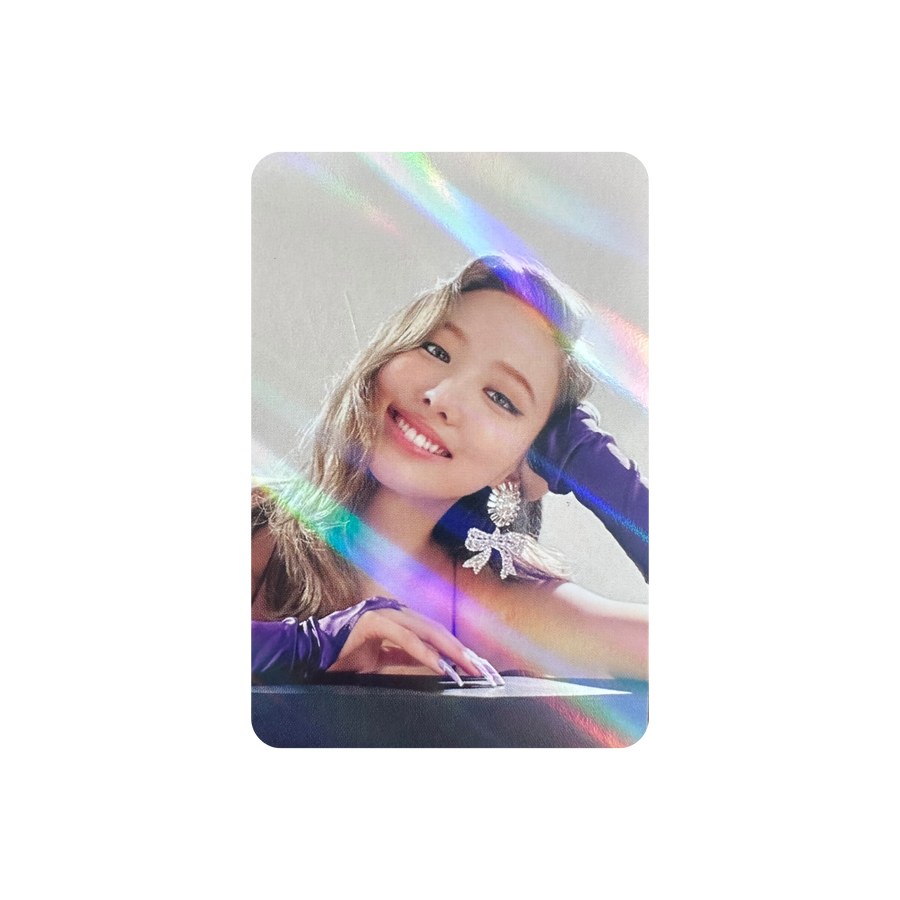 NAYEON (TWICE) - [IM NAYEON] : (OFFICIAL HOLOGRAM PHOTOCARD)