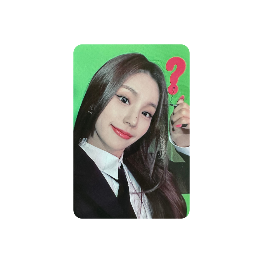 ITZY (있지) - [CHESHIRE] : (OFFICIAL PHOTOCARD)