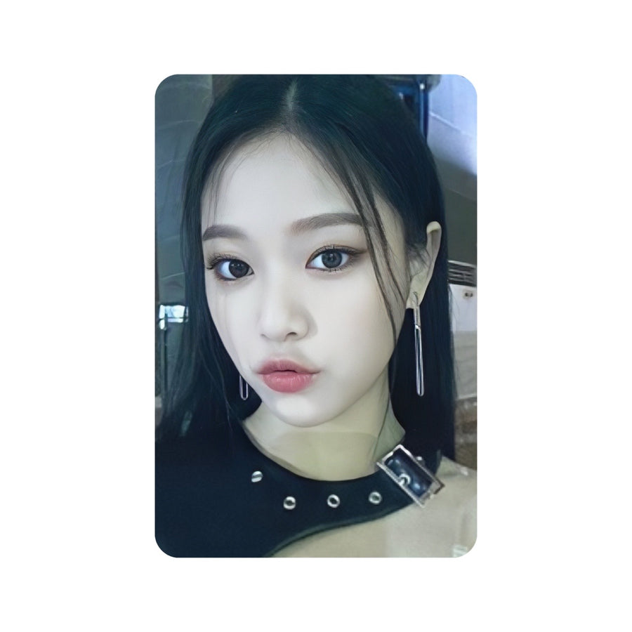 LOONA (이달의 소녀) 4TH MINI ALBUM - [& / C VER] (+ EXCLUSIVE PHOTOCARD / A VER)