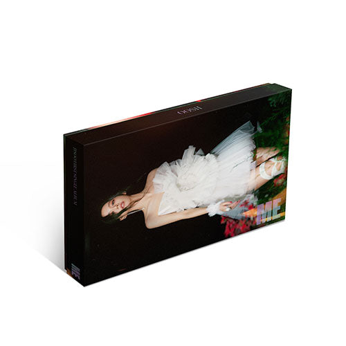 JISOO (BLACKPINK) 1ST SINGLE ALBUM [ME] - (Photobook Ver.) (+ EXCLUSIVE PHOTOCARDS)