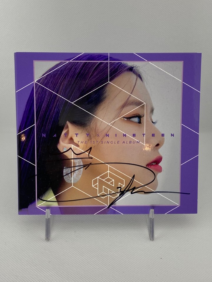 [AUTOGRAPHED CD] NATTY (나띠) 1ST SINGLE CD ALBUM - [NINETEEN]
