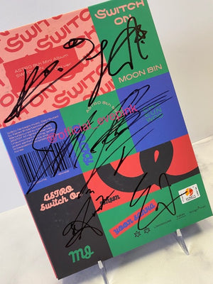 [AUTOGRAPHED CD] ASTRO (아스트로) 8TH MINI ALBUM - [SWITCH ON] (ONLINE ONLY)