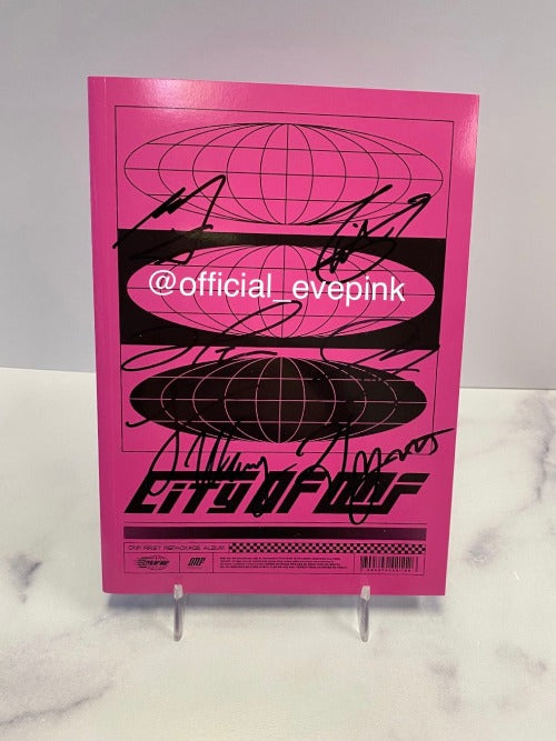 [AUTOGRAPHED CD] ONF (온앤오프) 1ST REPACKAGE ALBUM - [CITY OF ONF] (ONLINE ONLY)