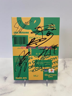 [AUTOGRAPHED CD] ASTRO (아스트로) 8TH MINI ALBUM - [SWITCH ON] (ONLINE ONLY)