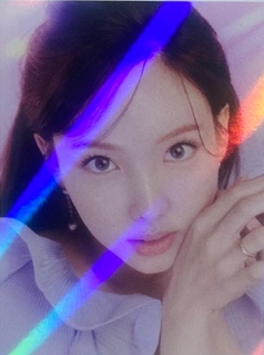 TWICE (트와이스) - [Taste of Love] : (OFFICIAL HOLOGRAM POLAROID)
