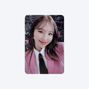 TWICE (트와이스) - [Formula of Love: O+T=<3] : (OFFICIAL LUCKY DRAW PHOTOCARD / B VER)